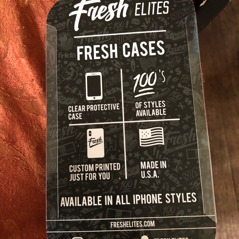 iPhone 11 Max case - Picture 2 of 2